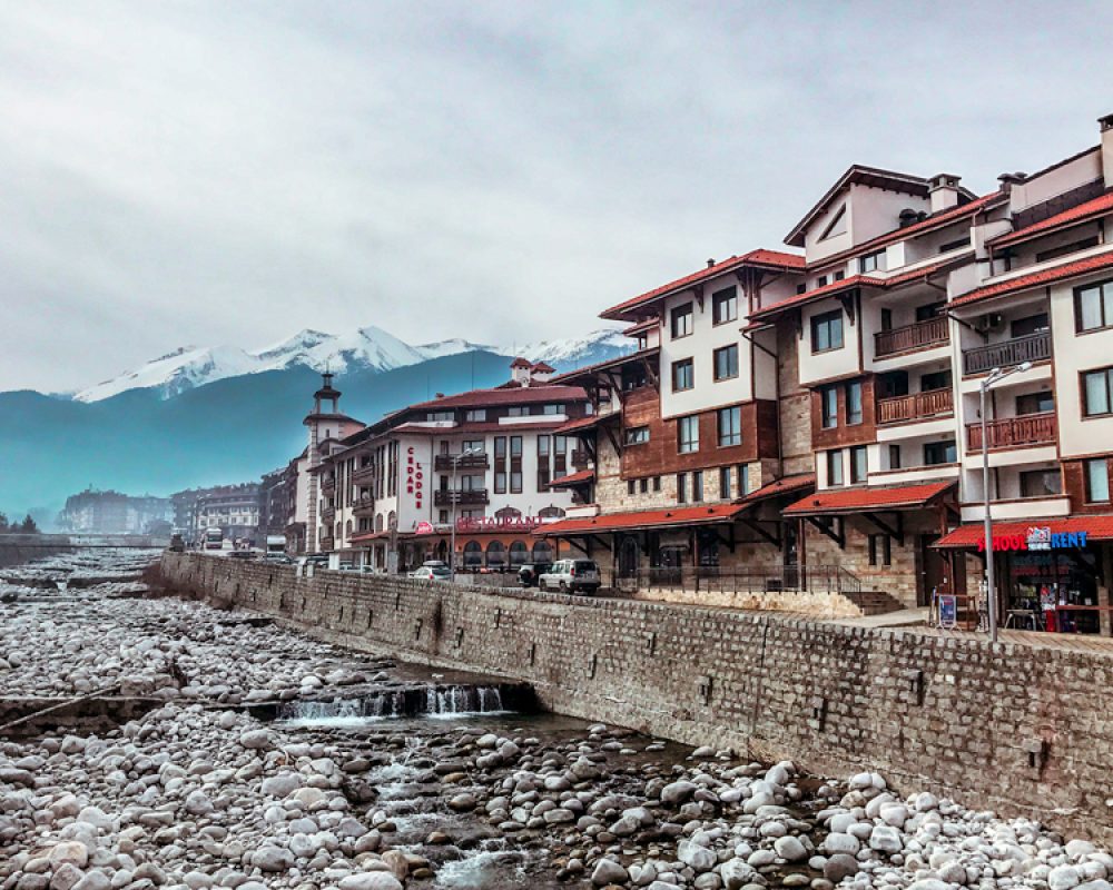 Front-Image-Destination-Bansko-Travelen